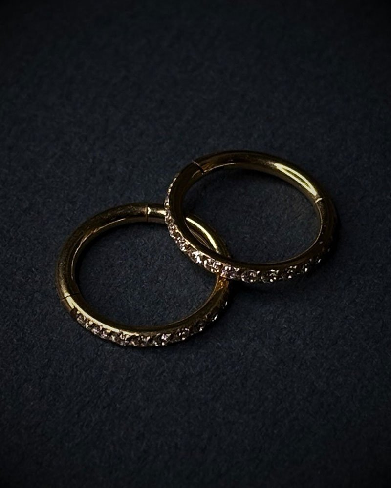 59 Gold Seamless Diamond Ring (16G) - Image 1